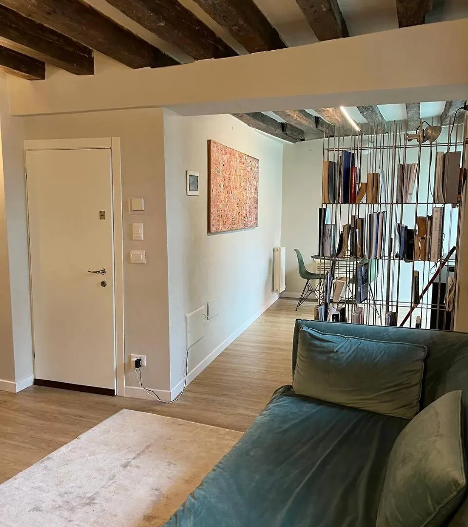Apartment Piccola Perla Sul Canale Venice Italy
