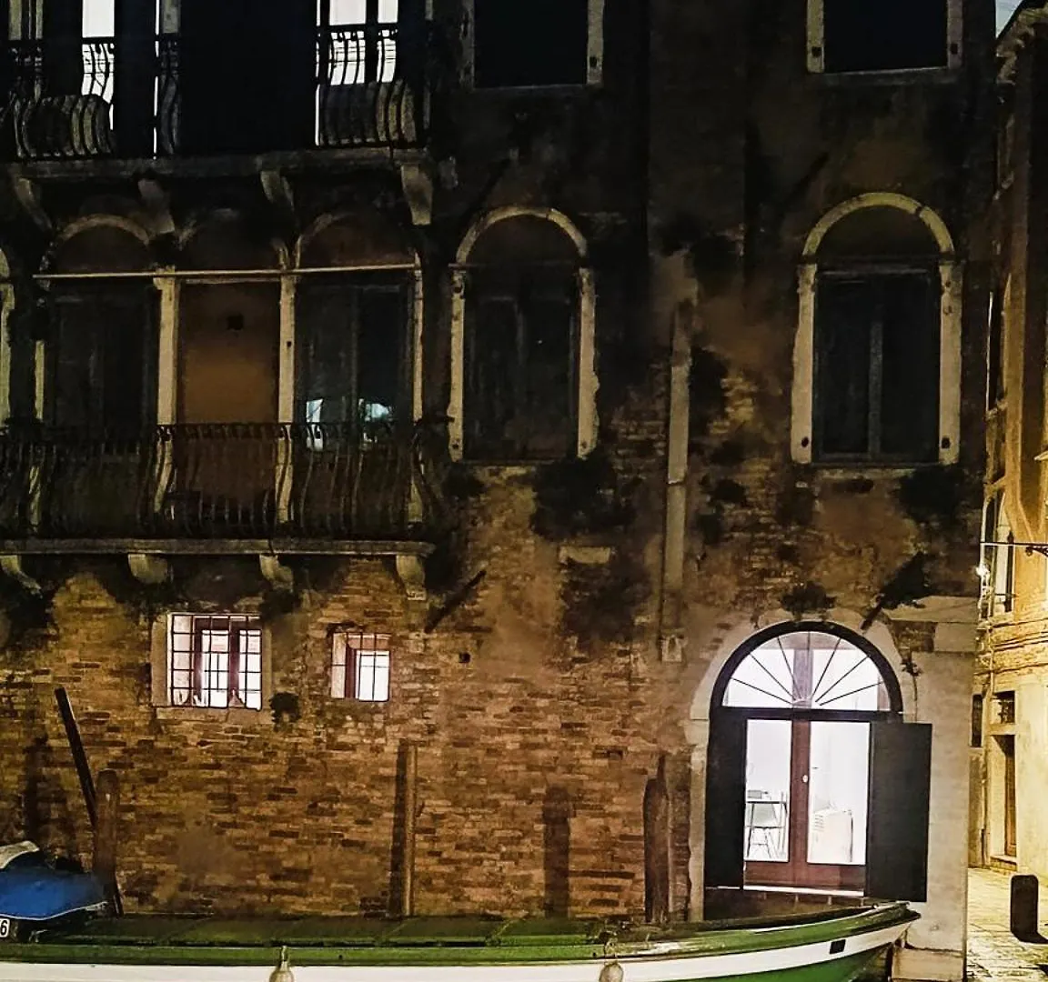 Apartment Piccola Perla Sul Canale Venice